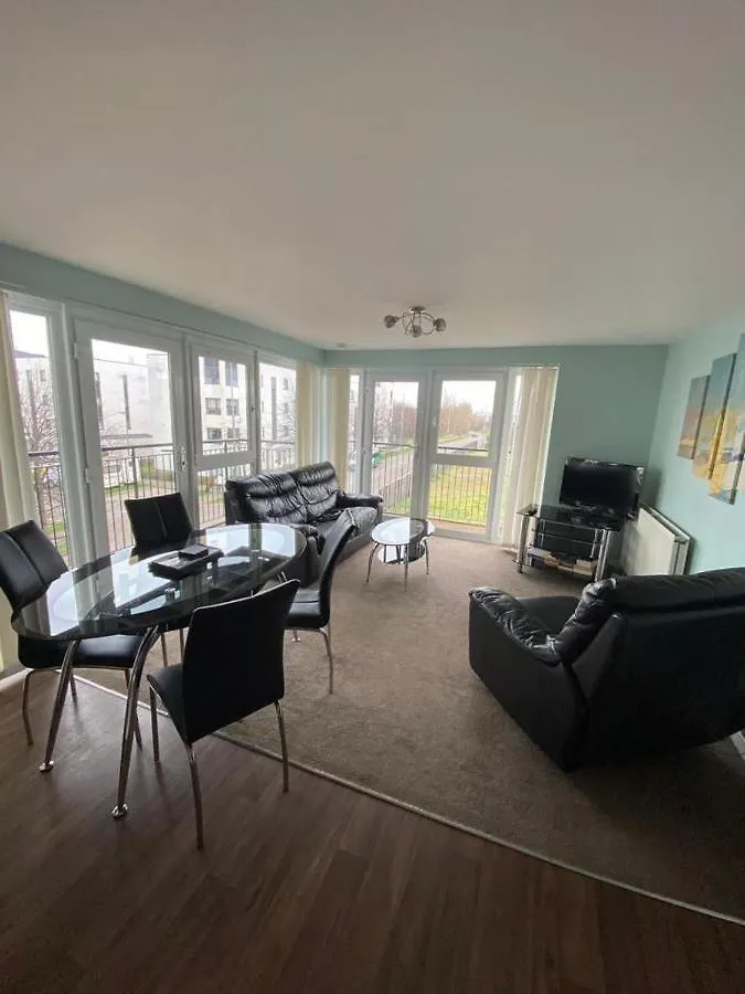 Fabulous 3 Bedroom Flat 爱丁堡 英国